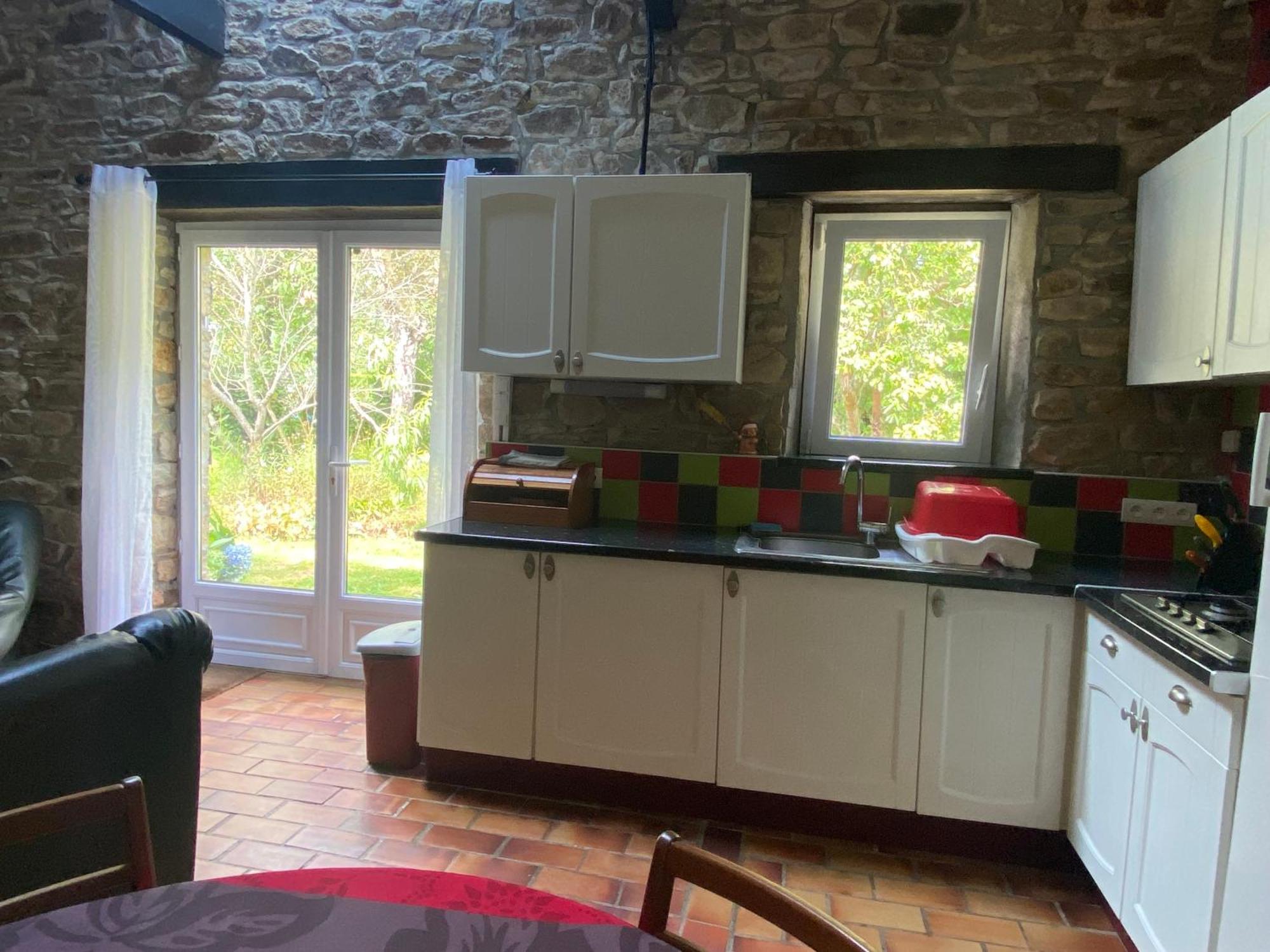 Pleuven Sue'S Cottages מראה חיצוני תמונה