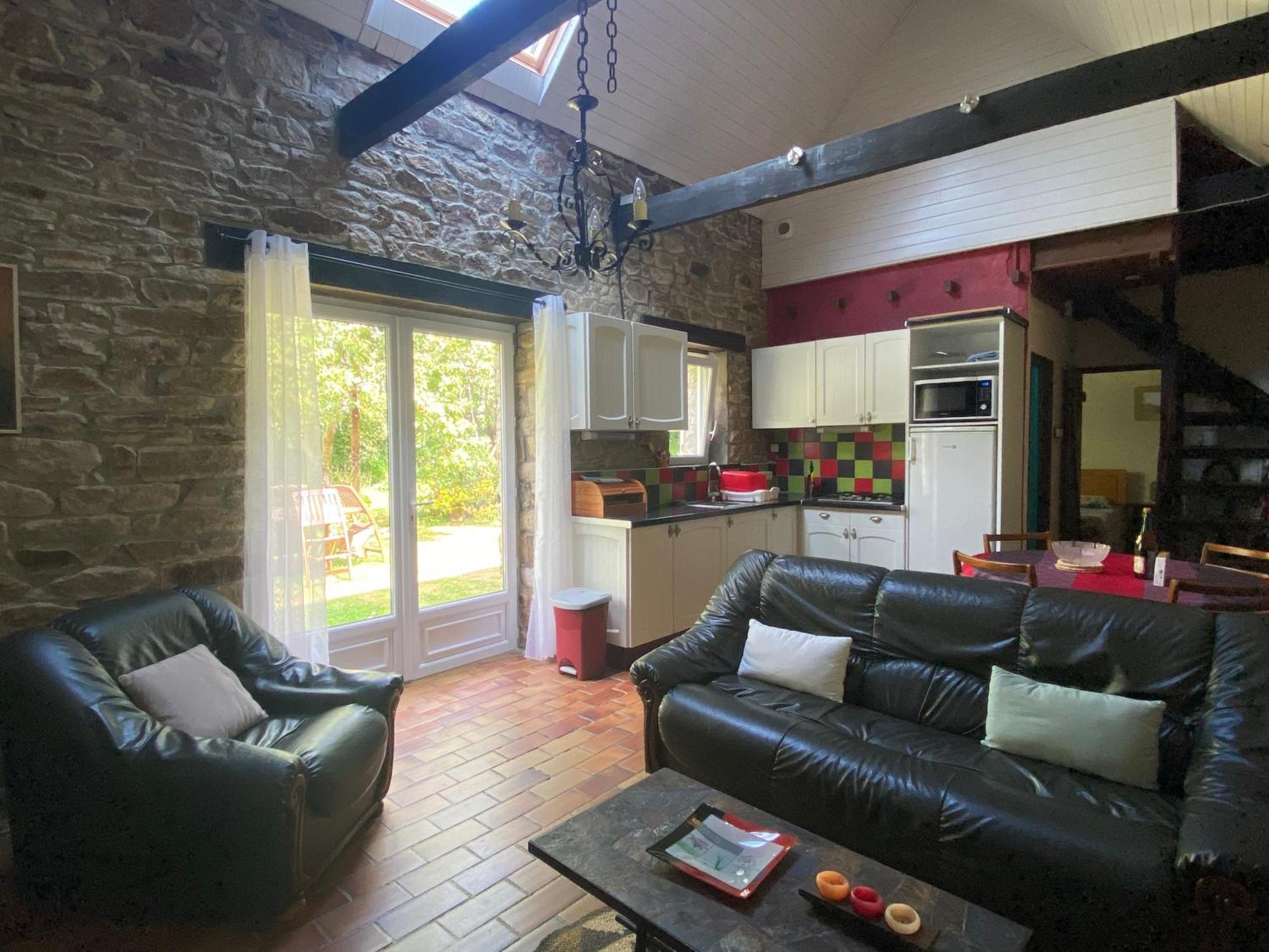 Pleuven Sue'S Cottages מראה חיצוני תמונה