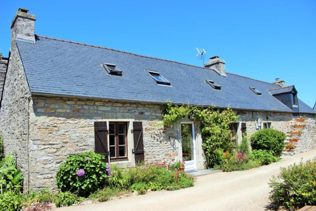 Pleuven Sue'S Cottages מראה חיצוני תמונה